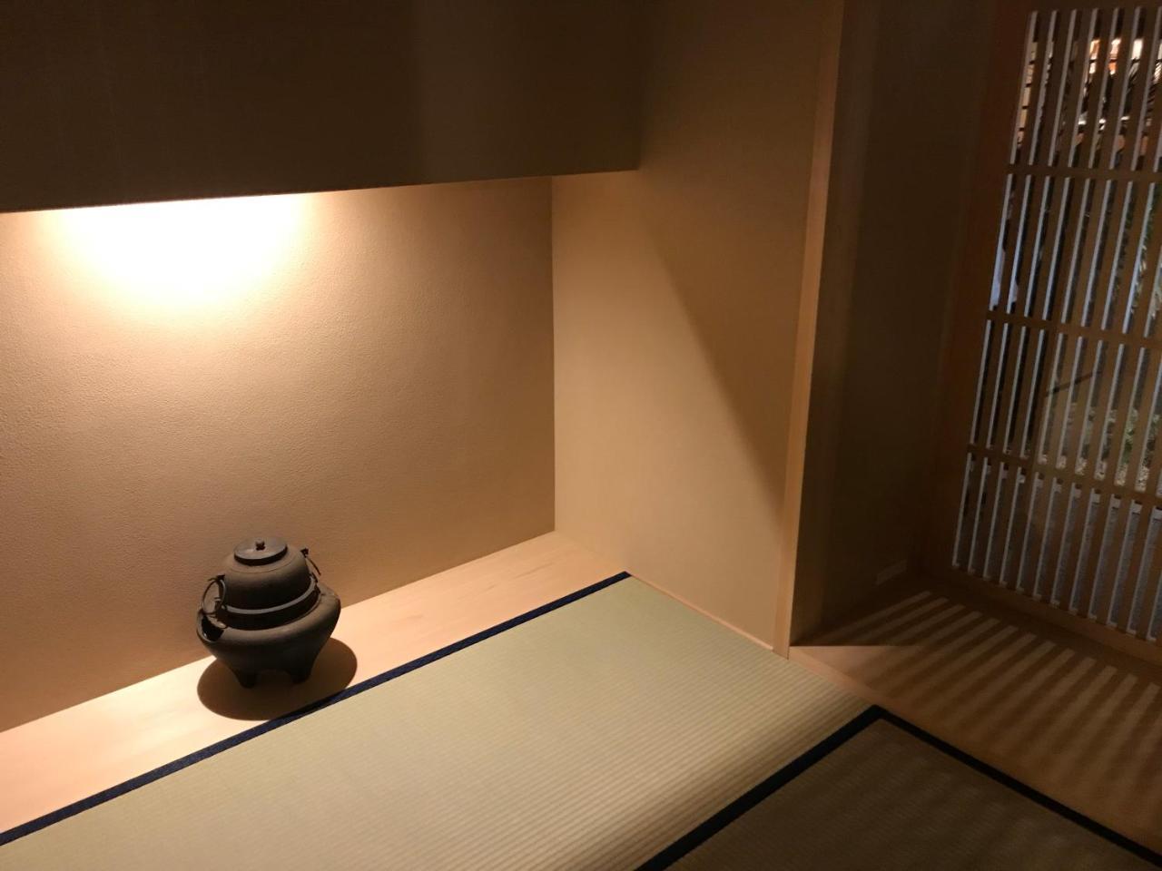 Вилла 四季々々ぽんと先斗町の京町家 Киото Экстерьер фото